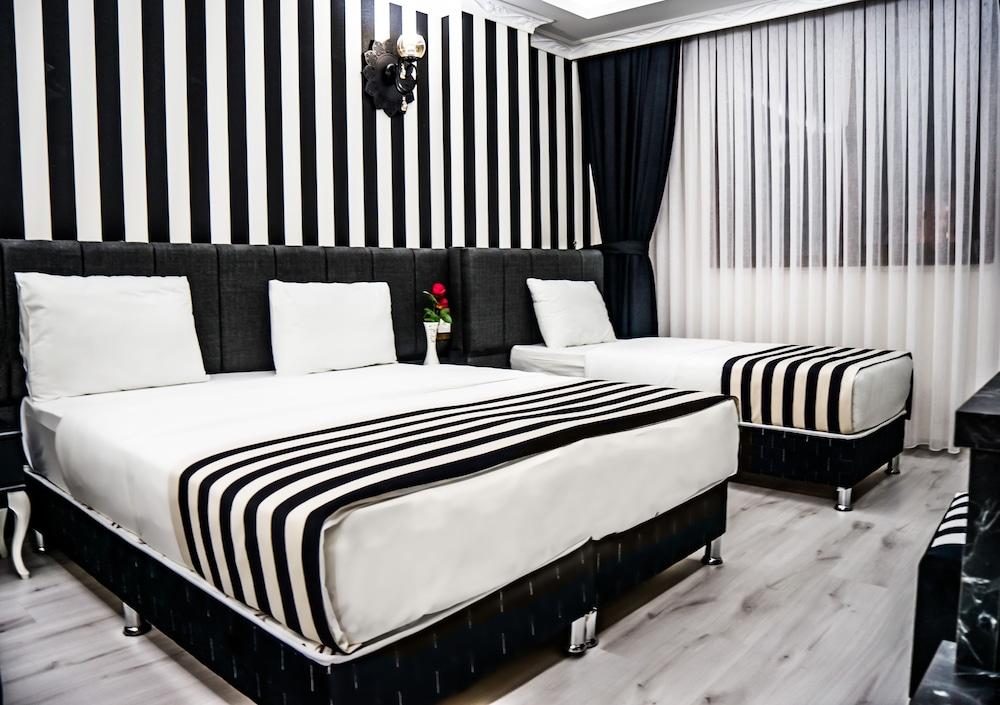 Cnr Inci Hotel Room Type - Deluxe Triple Room Cnr Inci Hotel Room Type - Deluxe Triple Room