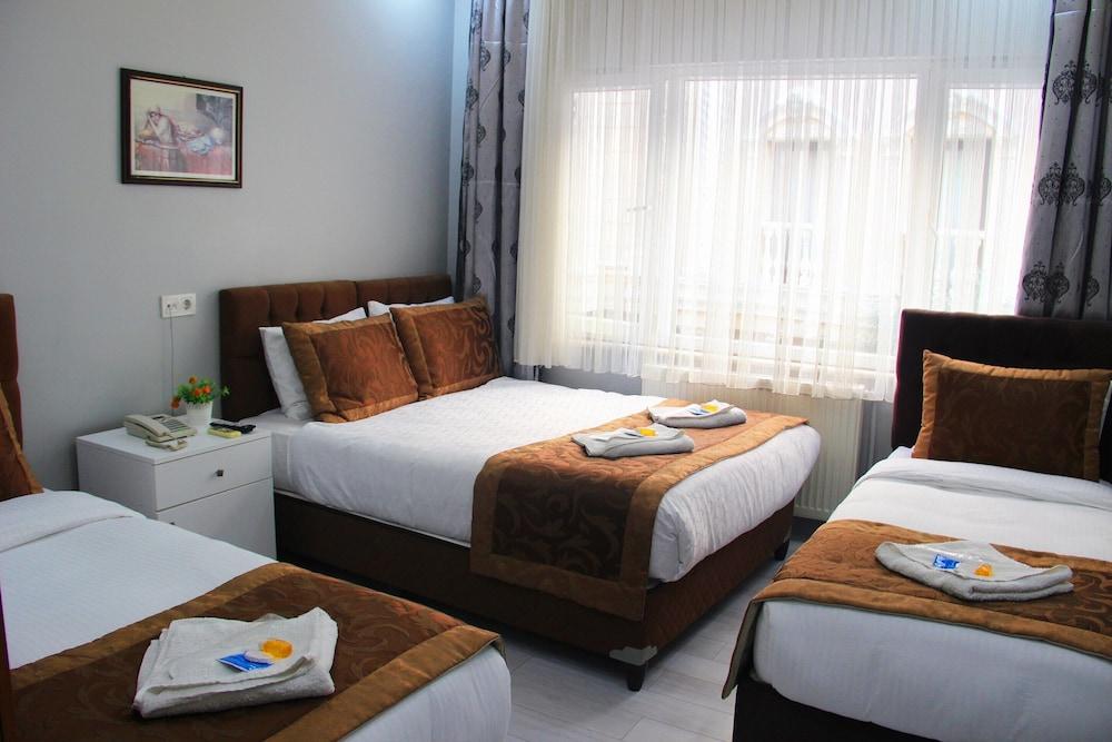 Hamzabey Hotel Room Type - Standard Quadruple Room