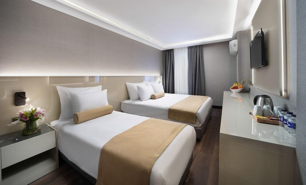 Pianoforte by Febor Hotels & Spa Room Type - Standard Triple Room