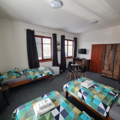 Penzion a Restaurace Simanda Room Type - Standard Triple Room Penzion a Restaurace Simanda Room Type - Standard Triple Room