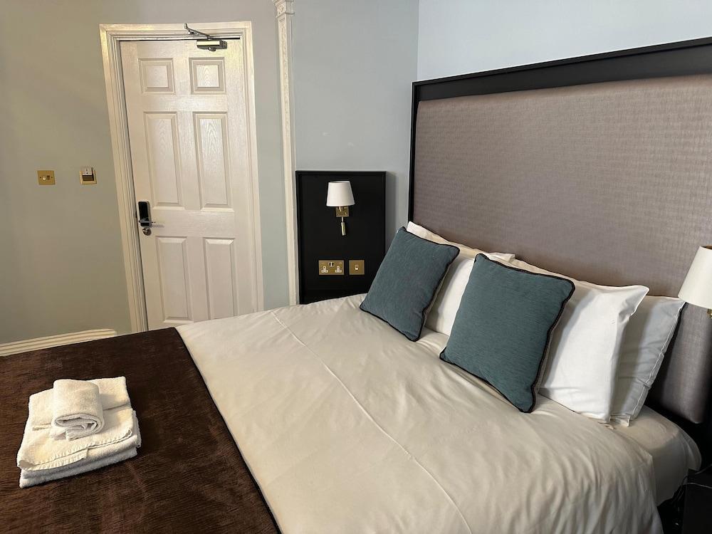 Arran House Hotel Room Type - Deluxe Double Room