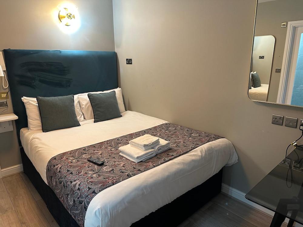 Arran House Hotel Room Type - Economy Double Room