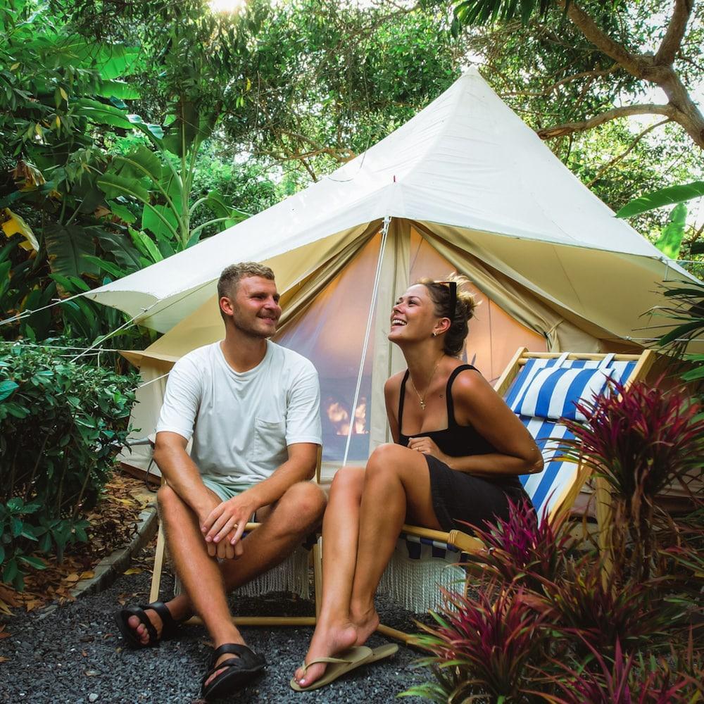 Roost Glamping Room Type - Superior Tent, Private Bathroom, Garden View