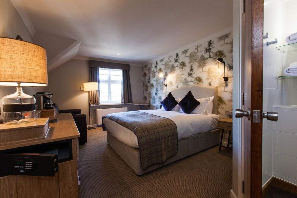 The White Hart Hotel Room Type - Deluxe Family Room