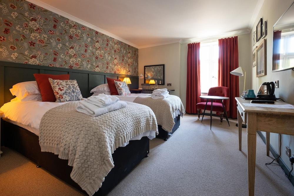 The Bridge Hotel Greenford Room Type - Superior Twin