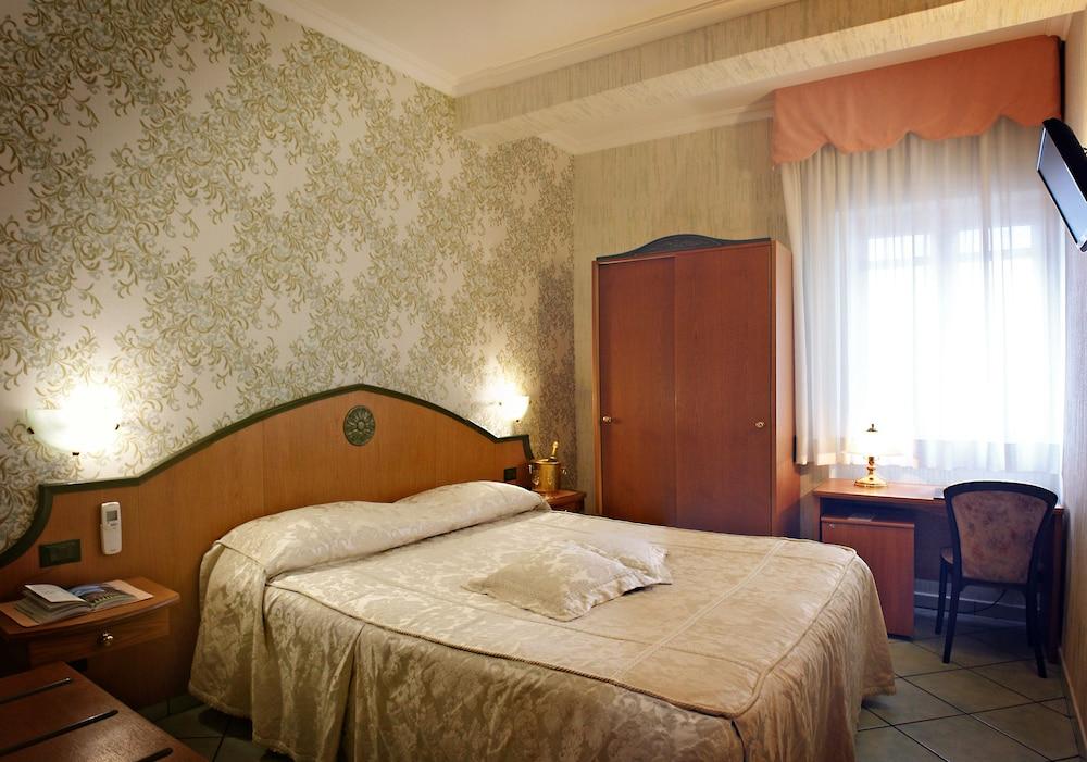 Hotel Nespolo D'Oro Room Type - Standard Double Room