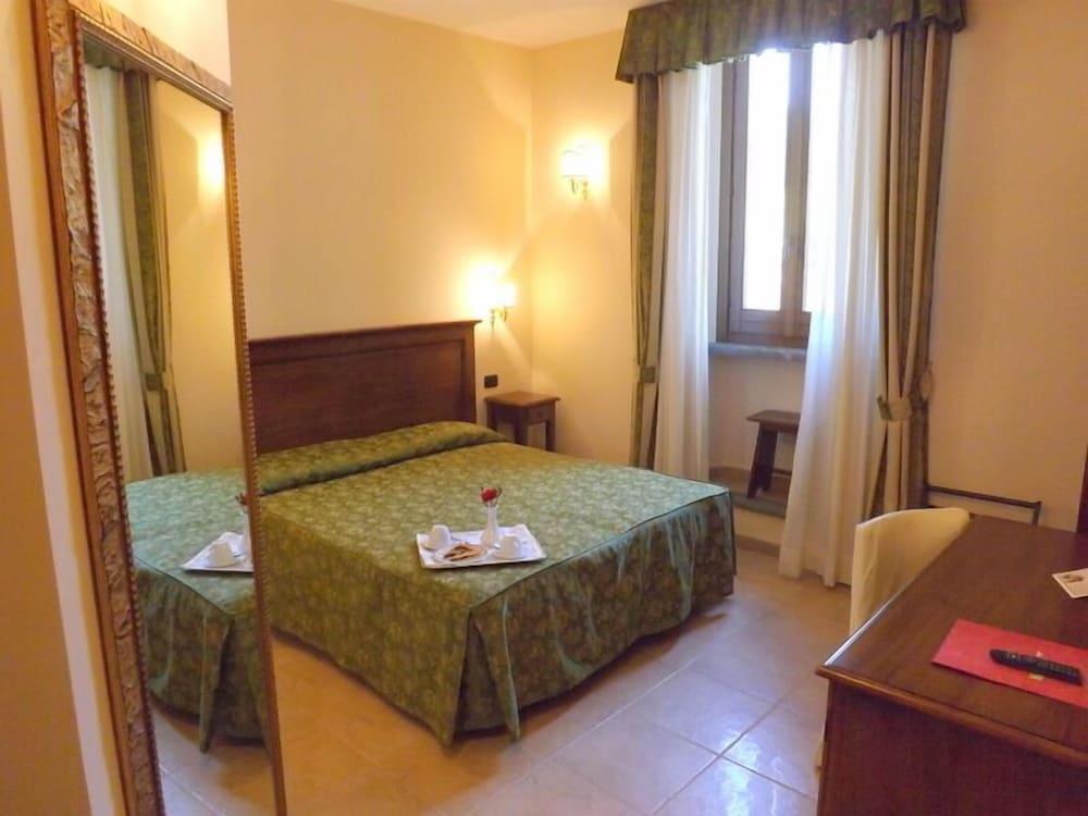 Il Postiglione Antica Posta dei Chigi Room Type - Classic Double or Twin Room