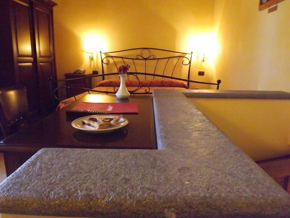 Il Postiglione Antica Posta dei Chigi Room Type - Superior Double Room