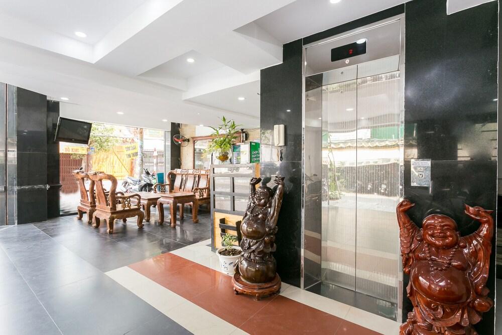 OYO 508 Middlewayhouse
