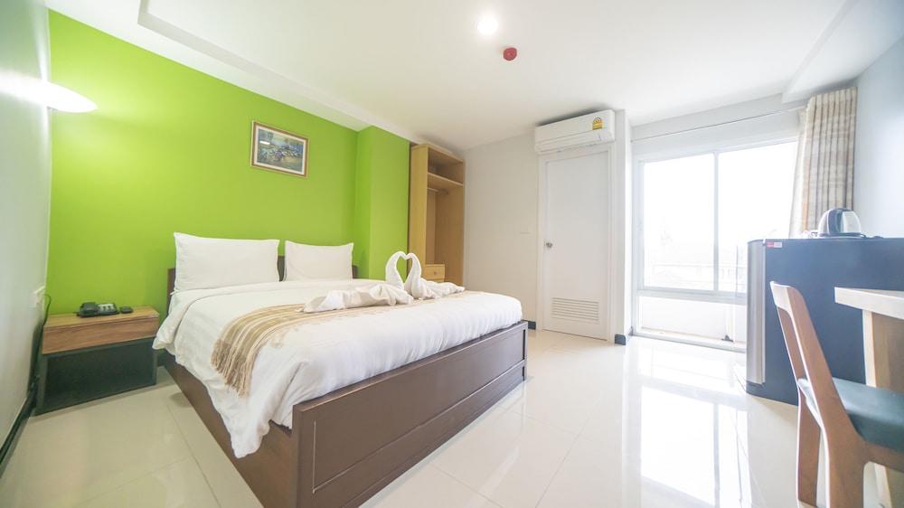 The Willing Hotel and Residence Room Type - Standard Room