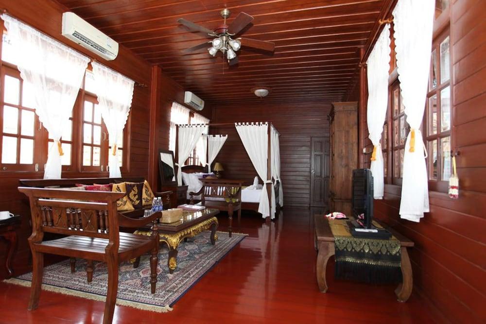 Baan Thai Lanna Pattaya Room Type - Lanna Deluxe 2 King 2 Bedroom Baan Thai Lanna Pattaya Room Type - Lanna Deluxe 2 King 2 Bedroom