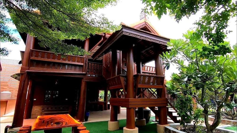 Baan Thai Lanna Pattaya Room Type - 4 King Lanna Private Pool 2 Bedroom Baan Thai Lanna Pattaya Room Type - 4 King Lanna Private Pool 2 Bedroom