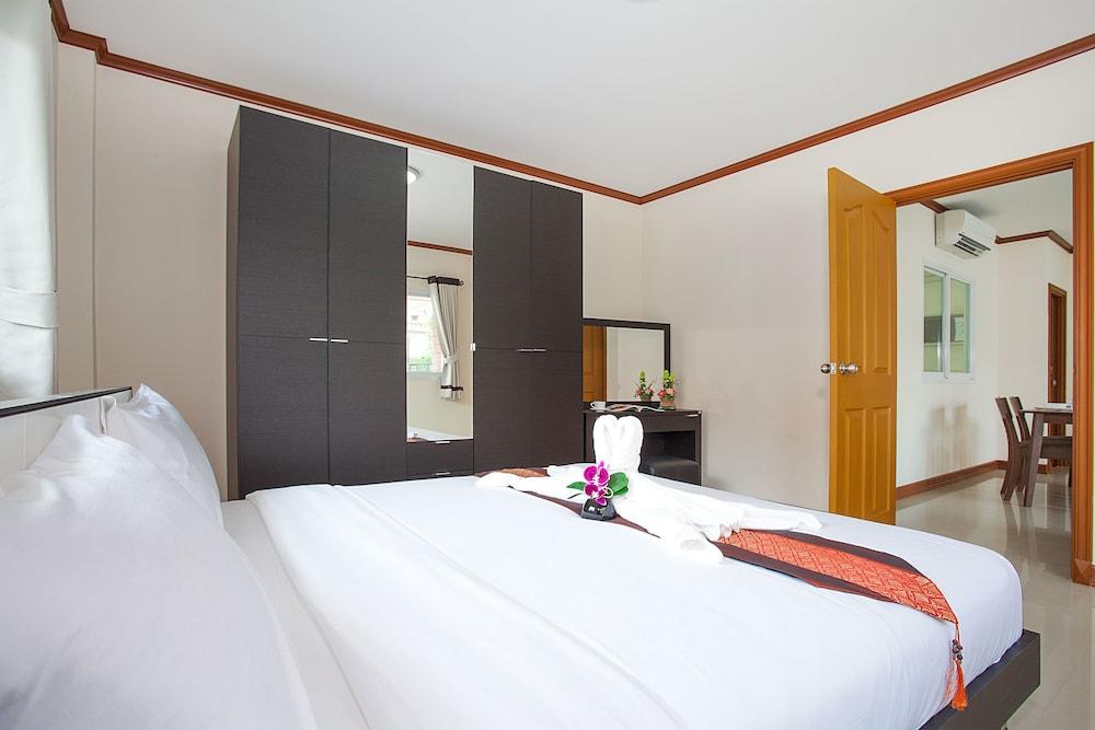 Baan Thai Lanna Pattaya Room Type - Deluxe Suite, 2 Bedrooms, Ground Floor