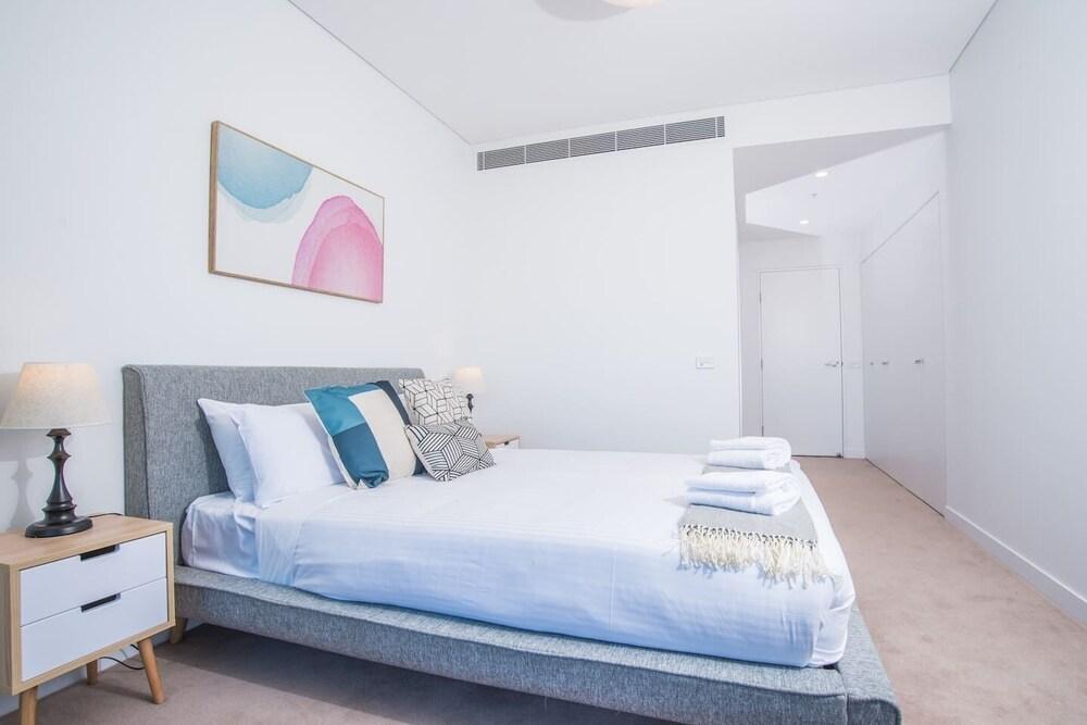 Peak East 2bed2bath APT @ryde SO Relaxing - Tap to explore photos