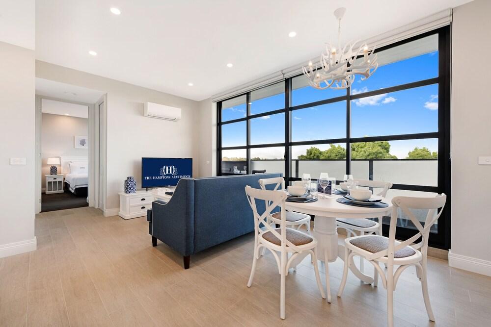 The Hamptons Apartments - St Kilda Room Type - One Bedroom Deluxe