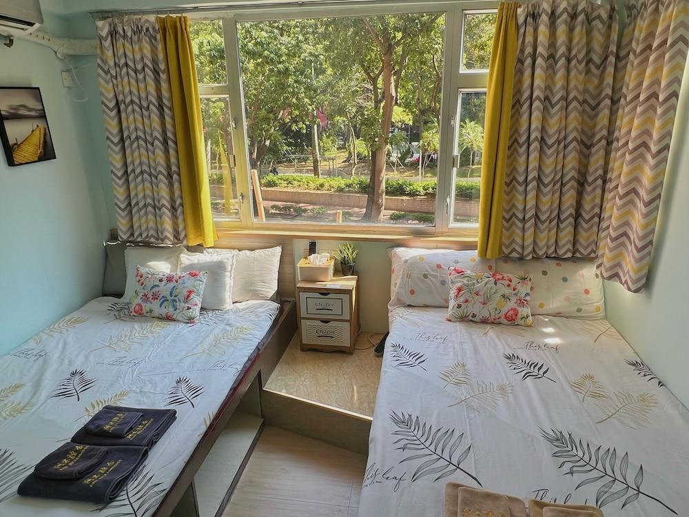 AMU Dreamhouse - Hostel Room Type - Family Quadruple Room, 2 Double Beds, Garden View AMU Dreamhouse - Hostel Room Type - Family Quadruple Room, 2 Double Beds, Garden View