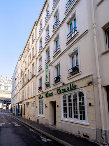 Hotel Lilas Blanc - Tap to explore photos