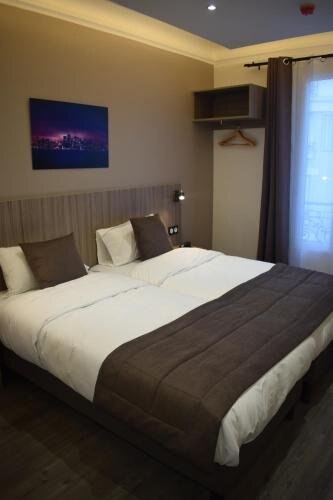 Hotel Puy De Dôme Room Type - Deluxe Twin Room
