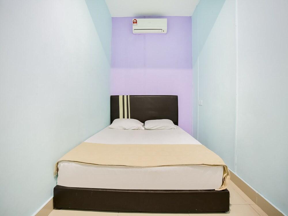 SPOT ON 89616 My Trillion Hotel