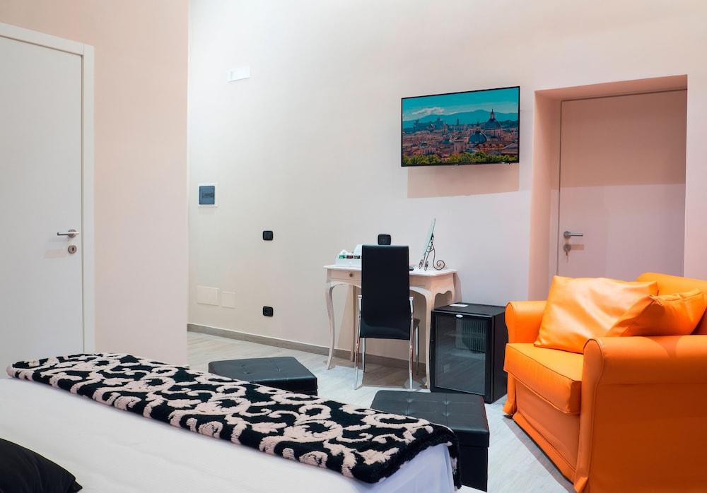 Operà Suites Roma Room Type - Classic Triple Room