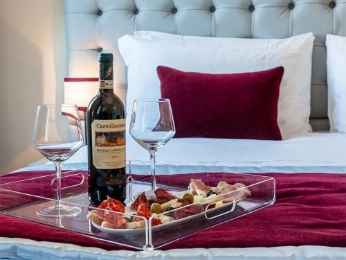 Foro Romano Luxury Suites Room Type - Deluxe Double or Twin Room with City View Foro Romano Luxury Suites Room Type - Deluxe Double or Twin Room with City View