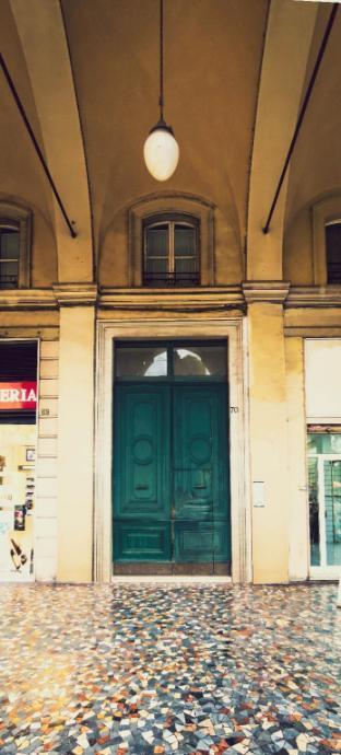 My Maison 70 - Tap to explore photos