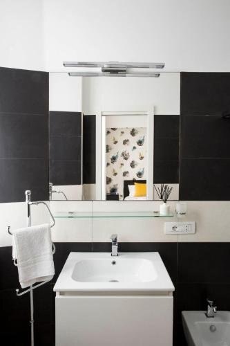 Four Elements Room Type - Large Double Room