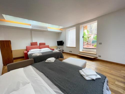 La Pigna Boutique Apartment - Tap to explore photos