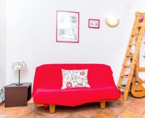 Charming Studio near the Colosseum in Rome, 45 m² with Balcony - Tap to explore photos
