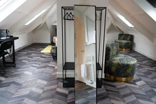 Boutique Hotel WesterVilla - Tap to explore photos
