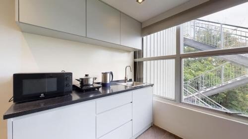 International Service Apartments At Raeburn Park Singapore Price Address Reviews