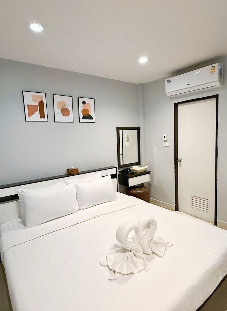 Sampheng Apartment Room Type - Standard Room