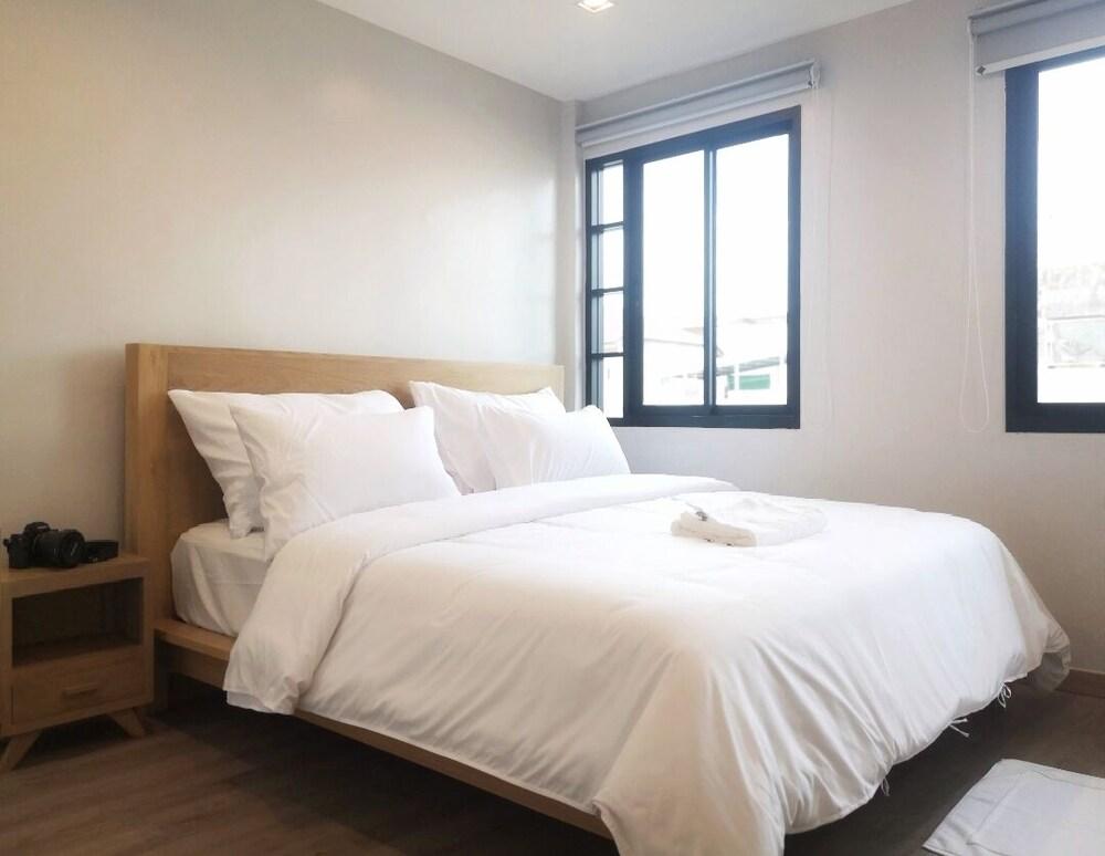 YakThai Poshtel Room Type - Family Room