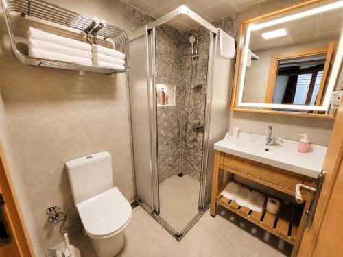Marmara Guesthouse Room Type - Standard Double or Twin Room Marmara Guesthouse Room Type - Standard Double or Twin Room