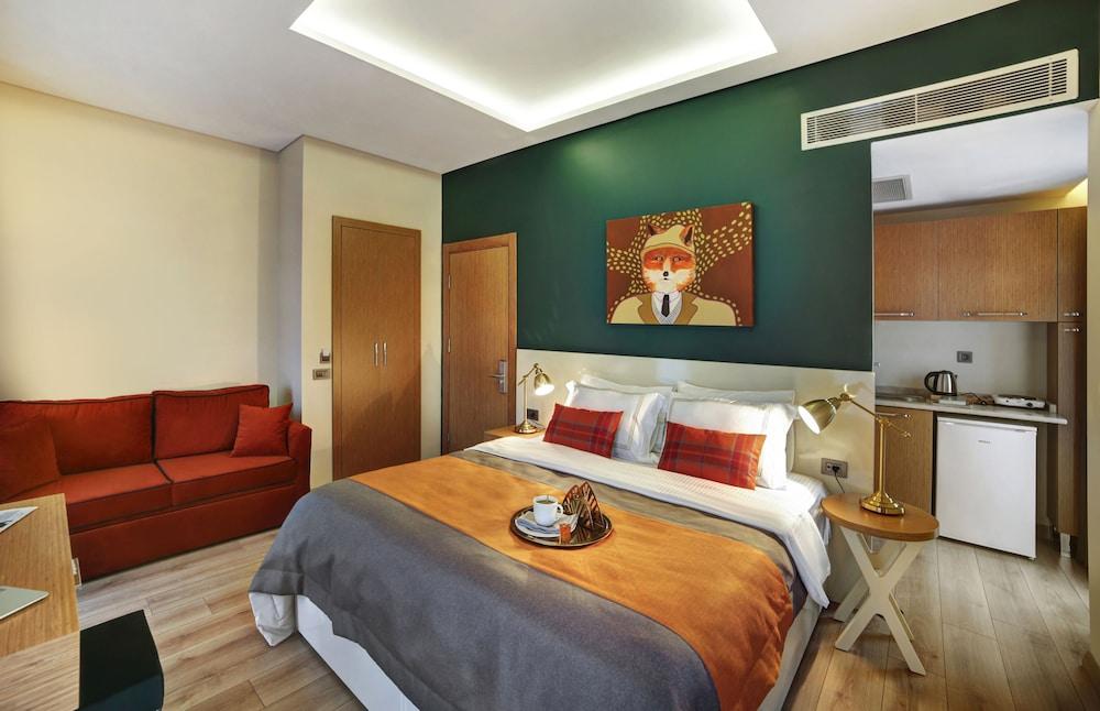 The Fox Hotel Room Type - Superior Room