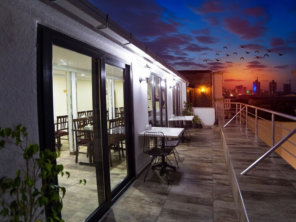 Vander Valk Istanbul Hotel - Tap to explore photos