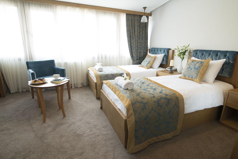 Cumbali Luxury Boutique Hotel Room Type - Standard Room