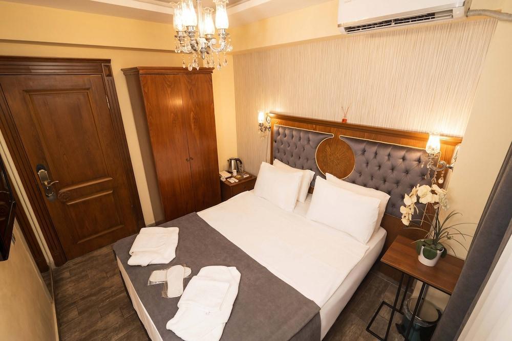 Ala Sofia Hotel Room Type - Economy Double Room, Ground Floor