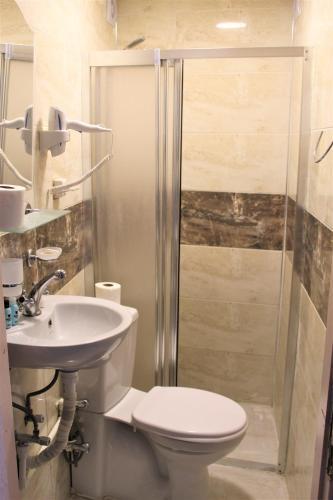 Divas Hotel Room Type - Economy Double Room