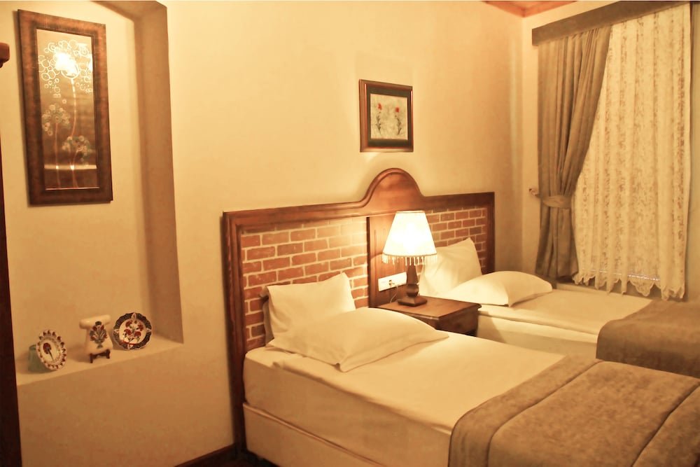Divas Hotel Room Type - Standard Room