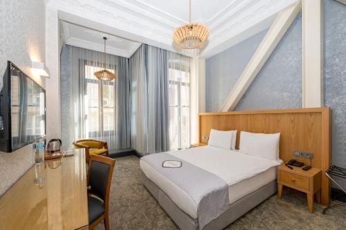Premist Hotels Taksim Room Type - Superior King Room