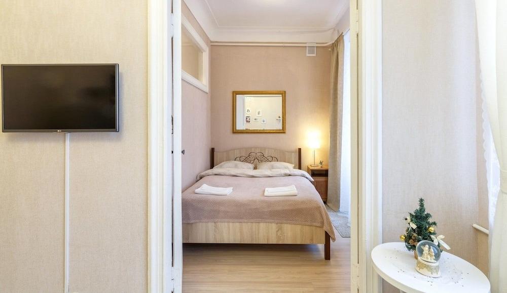 Miracle Dream apartment Old Arbat - Tap to explore photos