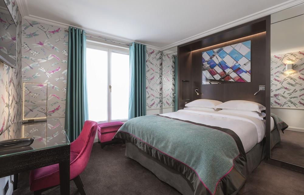 Vendôme Opéra Hotel Room Type - Classic Triple Room