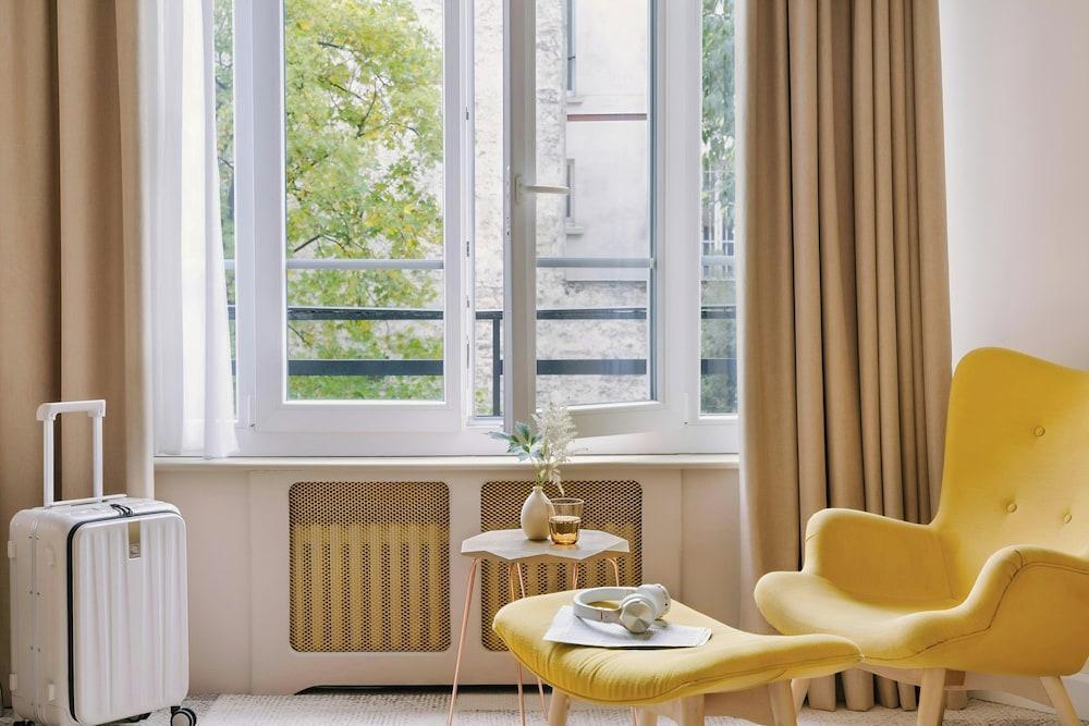 Atala Hotel Champs Elysées, Sonder by Marriott Bonvoy - Tap to explore photos