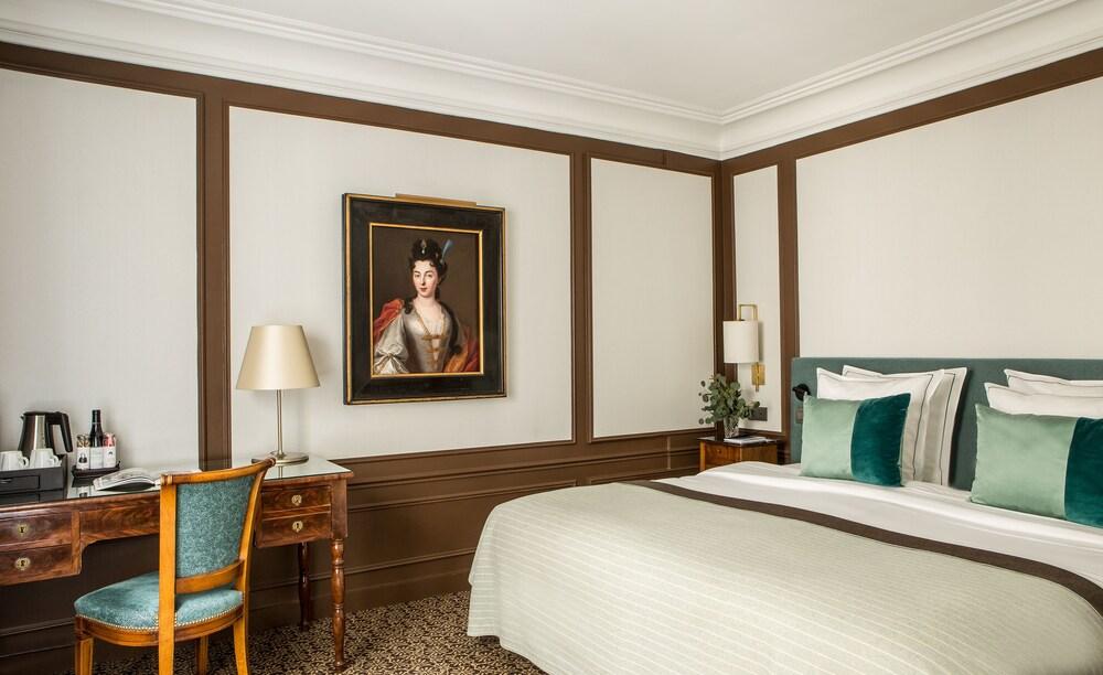 Hôtel des Saints-Pères Room Type - Deluxe Room