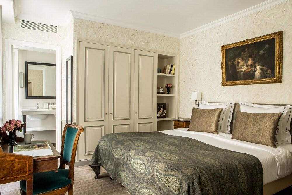 Hôtel des Saints-Pères Room Type - Superior Room