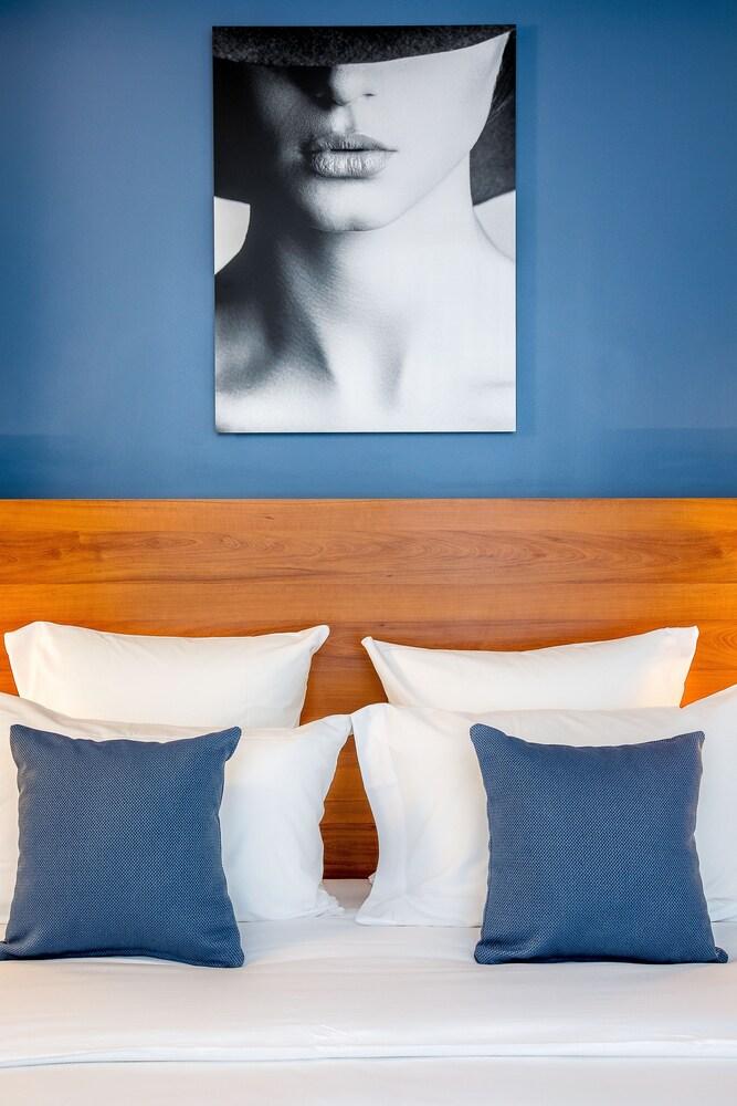 Villa Eiffel Mademoiselle Room Type - Superior Double Room, Terrace