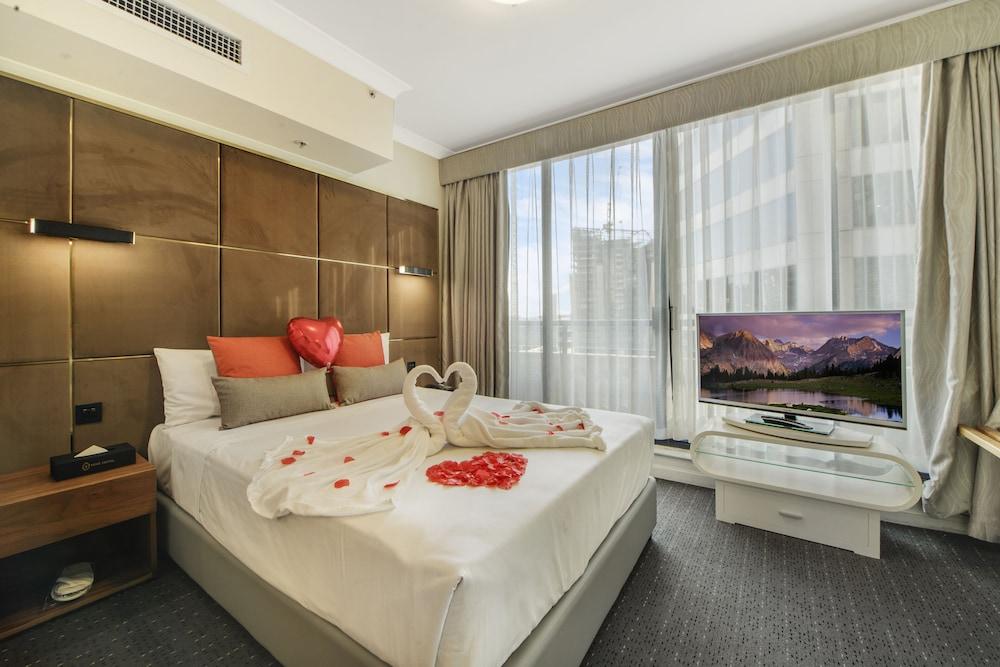YEHS Hotel Sydney Harbour Suites Room Type - One Bedroom Deluxe Apartment