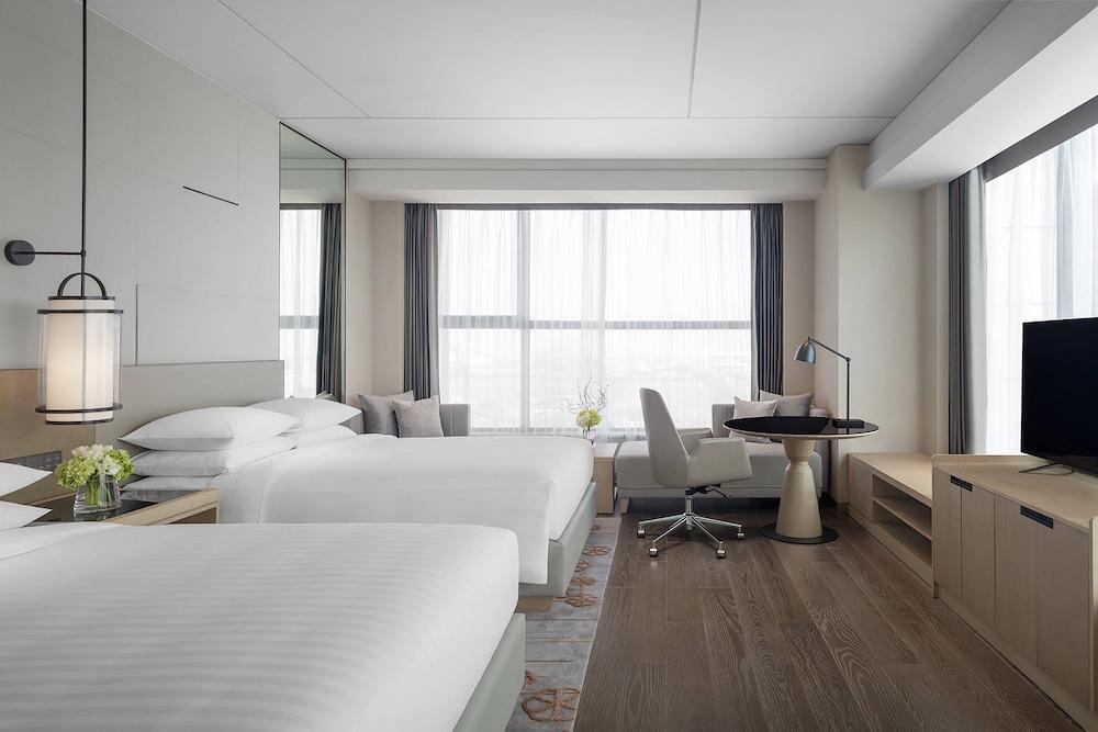 Shanghai Marriott Hotel Kangqiao Room Type - Room, 2 Double Beds