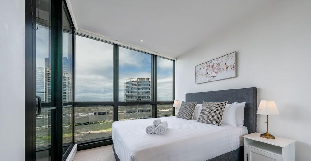 Melbourne Private Apartments - Collins Street Waterfront, Docklands Room Type - Two Bedroom Apartment Two Bathrooms with Harbour Views - Absolute Waterfront Melbourne Private Apartments - Collins Street Waterfront, Docklands Room Type - Two Bedroom Apartment Two Bathrooms with Harbour Views - Absolute Waterfront